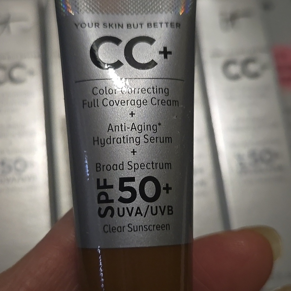 IT Cosmetics CC+ Cream SPF 50 - 6 Pk Bundle - Picture 4 of 5